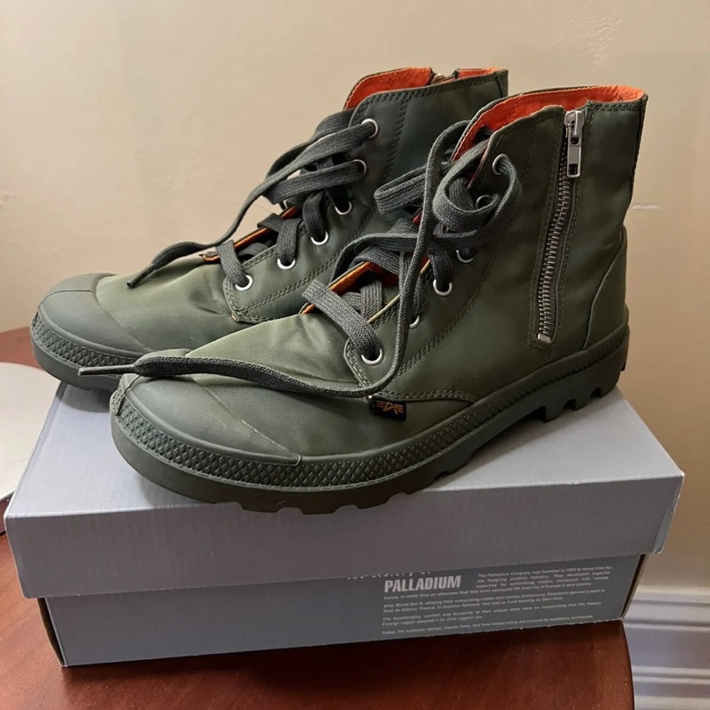 Palladium Boots-Brand New, Mens 8.5; Olive Green;Never Worn!